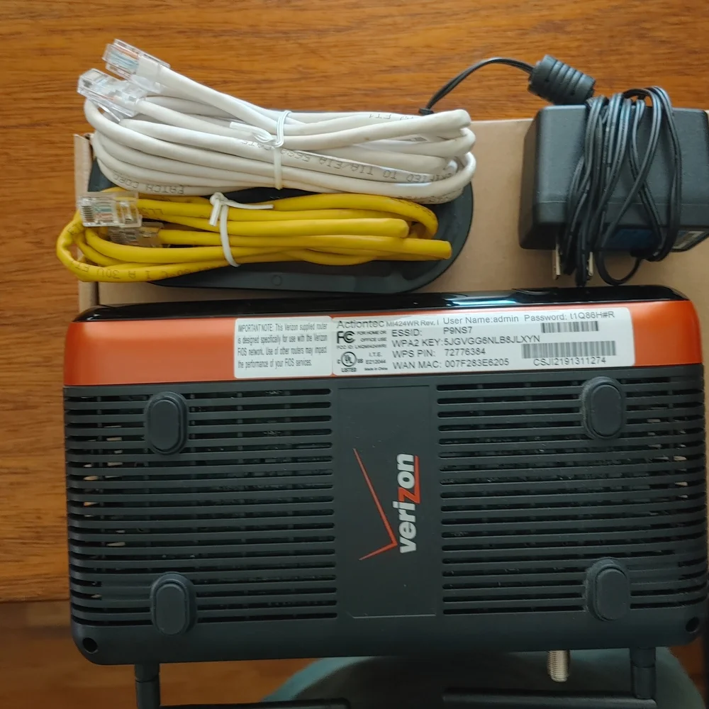 Black and Red Wireless Router with Vertical Design - Picture 3 of 3
